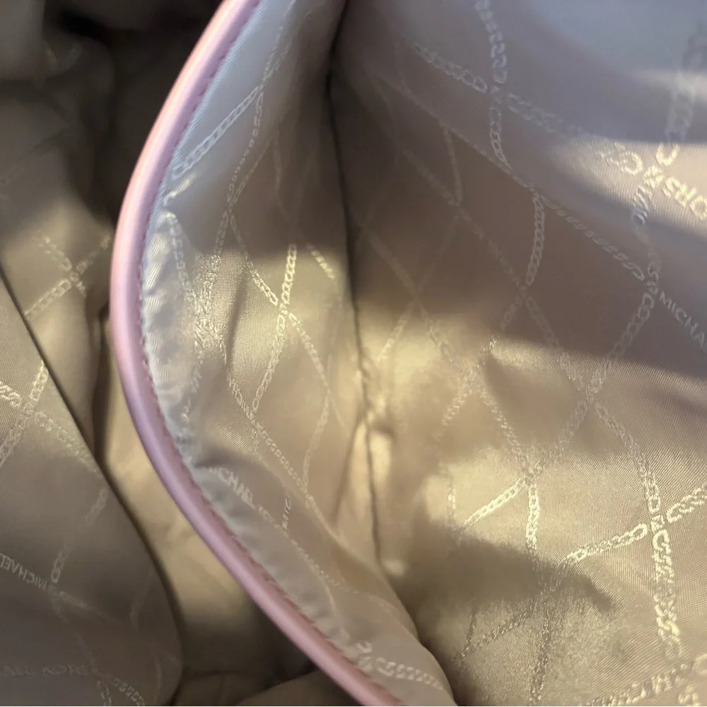 Michael Kors Pink monogram Jet Set Tote - Picture 7 of 9